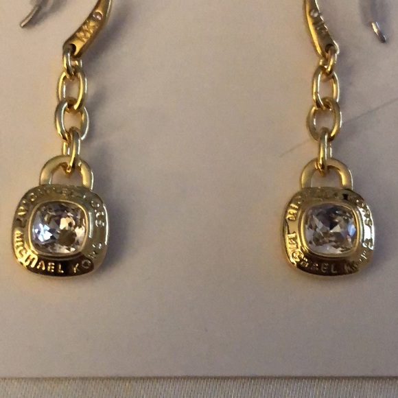 Michael Kors Gold Tone Chain & Square Drop Earrings Crystal & Logo Accent NWT - Picture 3 of 11